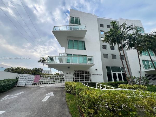 1650 Brickell Ave, Unit 206, Miami, FL 33129