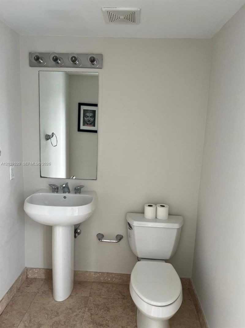 1650 Brickell Ave , Unit 206, Miami, FL 33129 Photo