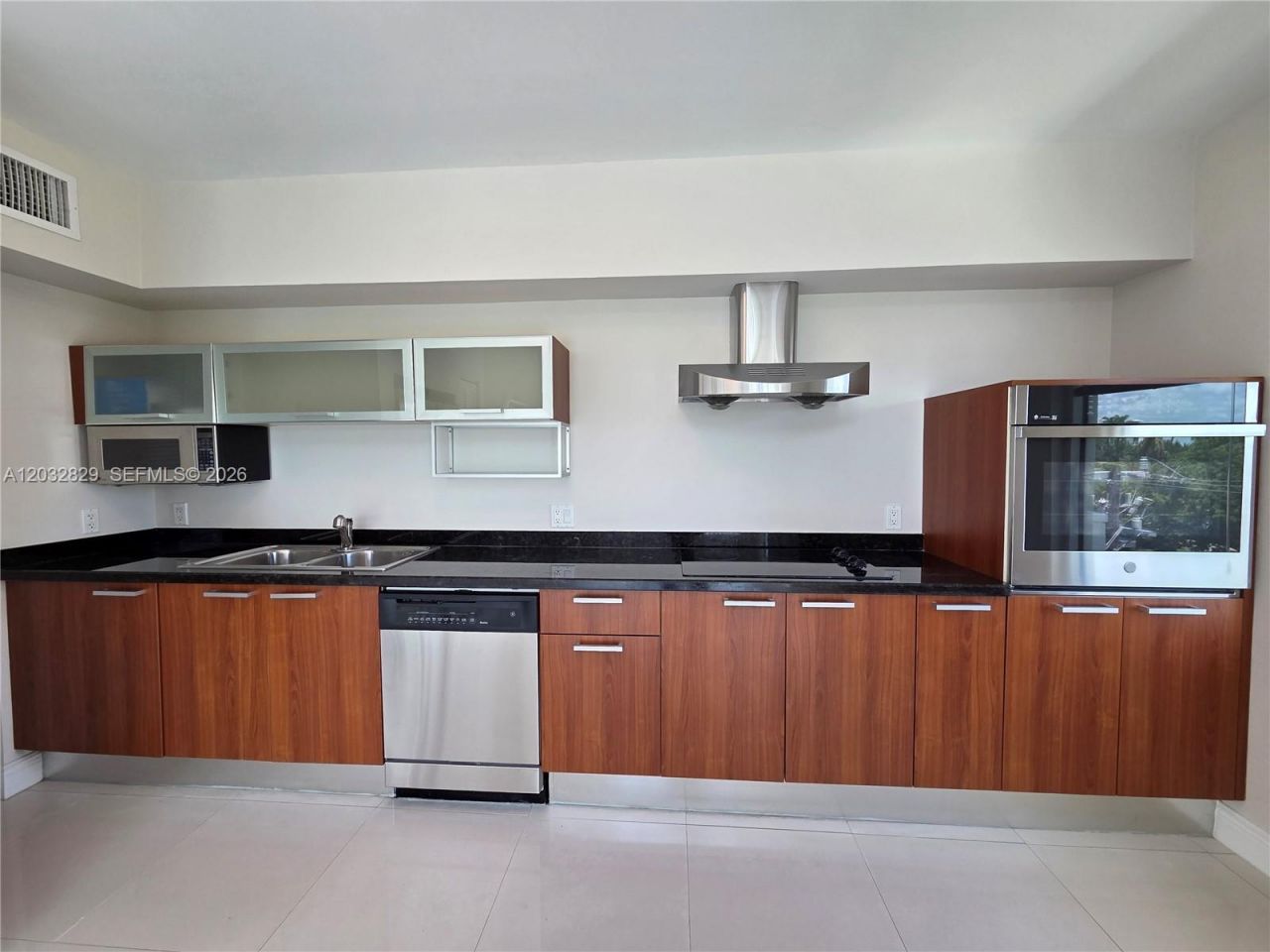 1650 Brickell Ave, Unit 206, Miami, FL 33129 Photo
