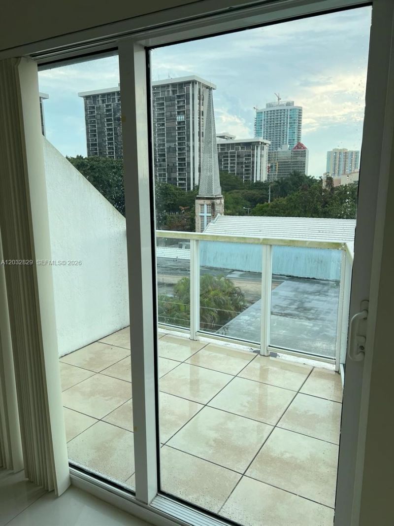 1650 Brickell Ave , Unit 206, Miami, FL 33129 Photo