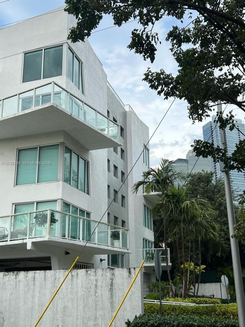 1650 Brickell Ave, Unit 206, Miami, FL 33129 Photo