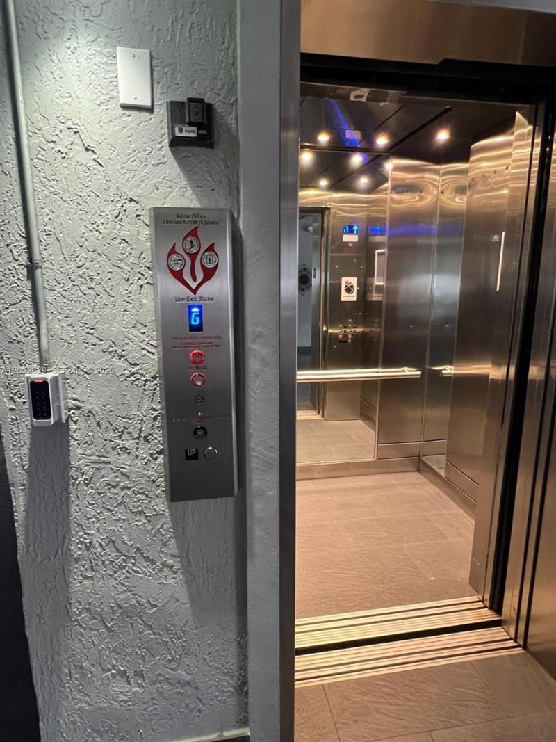 1650 Brickell Ave , Unit 206, Miami, FL 33129 Photo