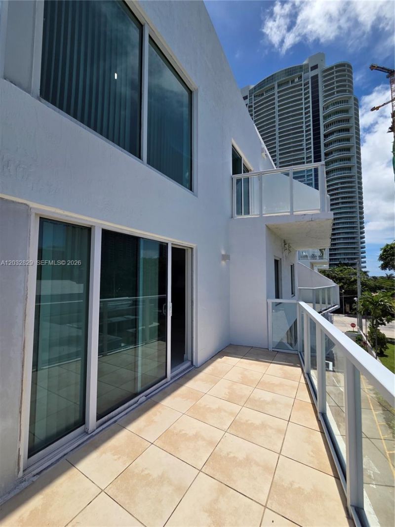 1650 Brickell Ave, Unit 206, Miami, FL 33129 Photo