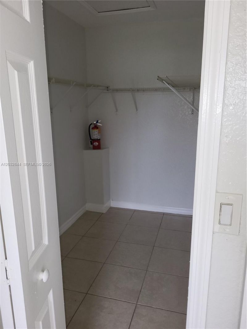 31 NE 13th Ave , Unit 5, Homestead, FL 33033 Photo