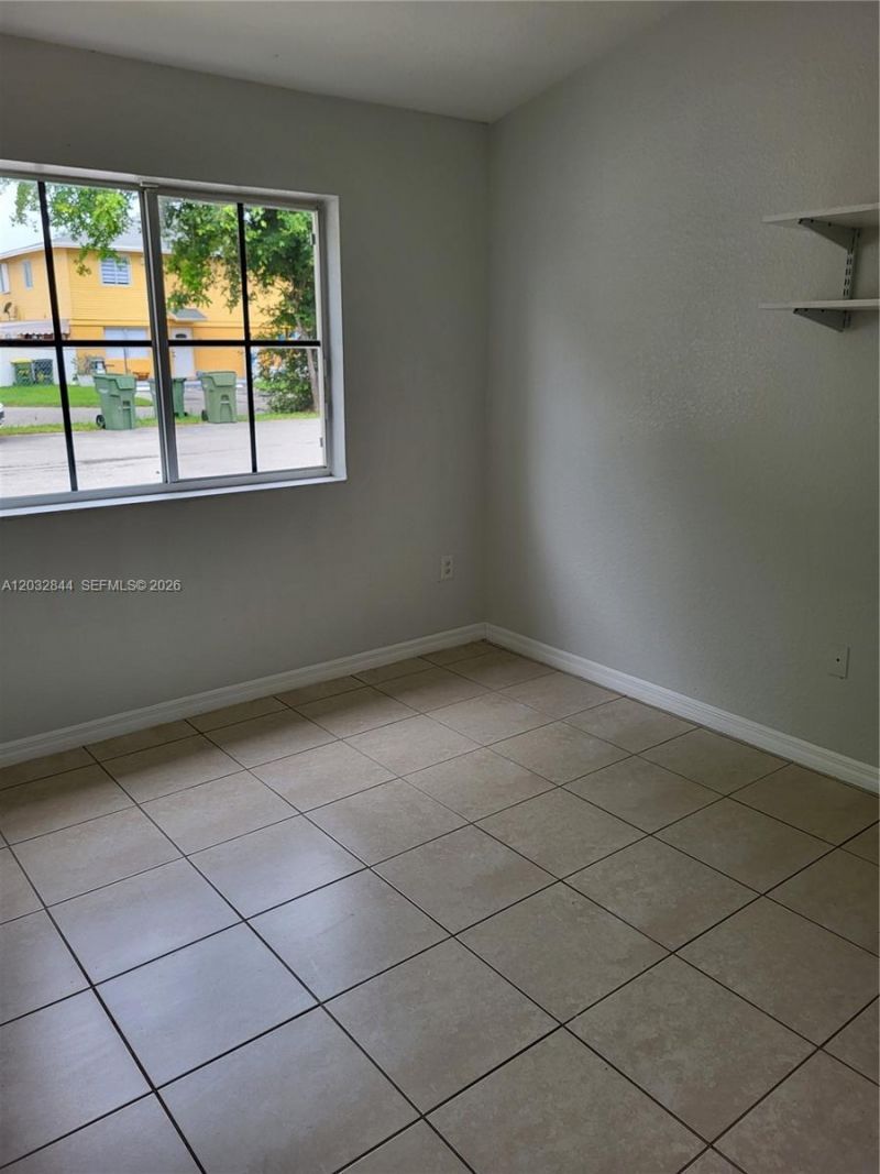 31 NE 13th Ave , Unit 5, Homestead, FL 33033 Photo