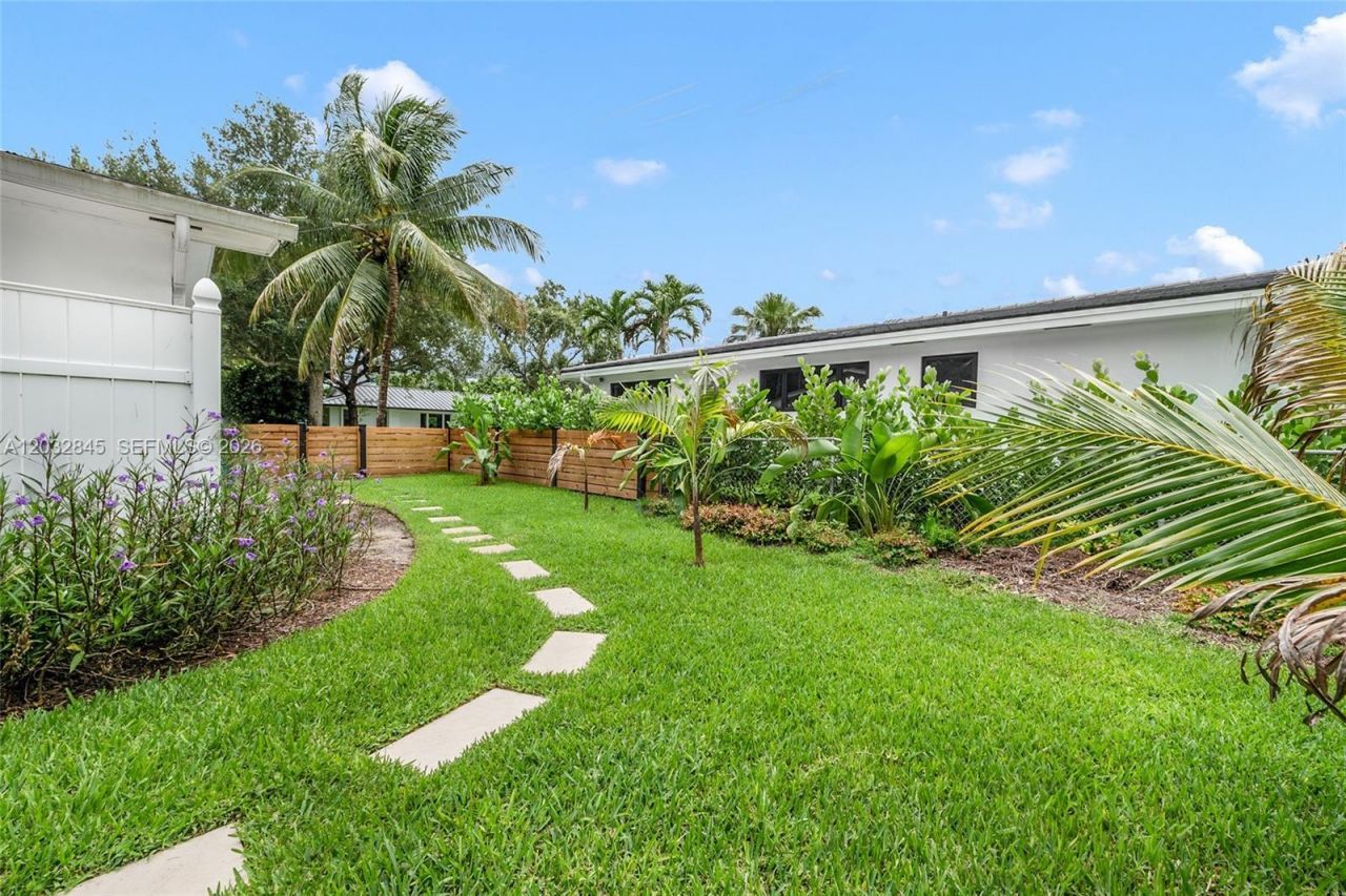 7345 SW 122nd St , Pinecrest, FL 33156 Photo