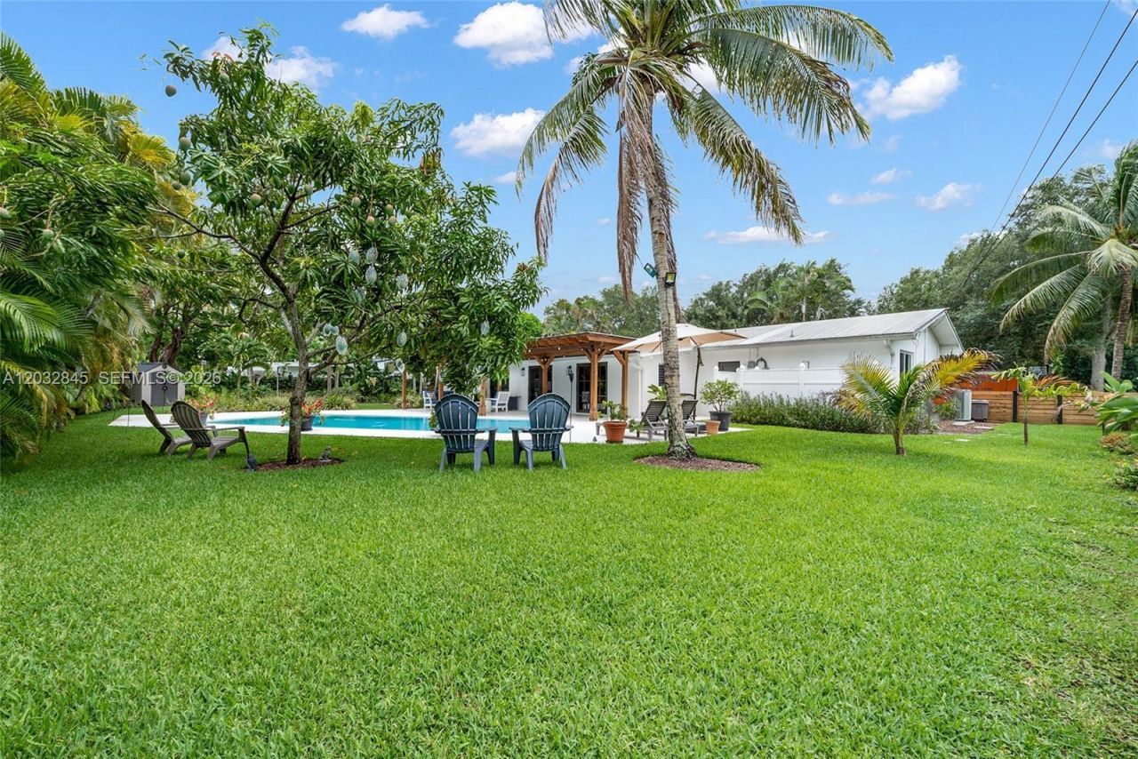 7345 SW 122nd St , Pinecrest, FL 33156 Photo