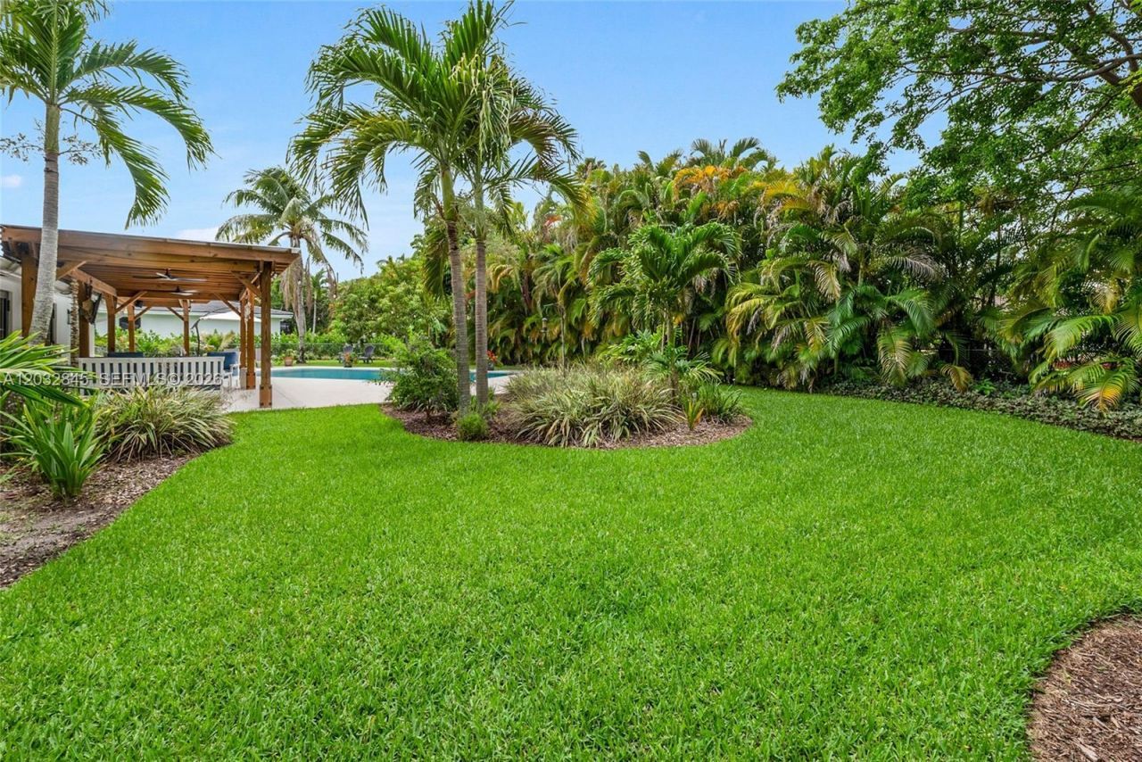 7345 SW 122nd St , Pinecrest, FL 33156 Photo