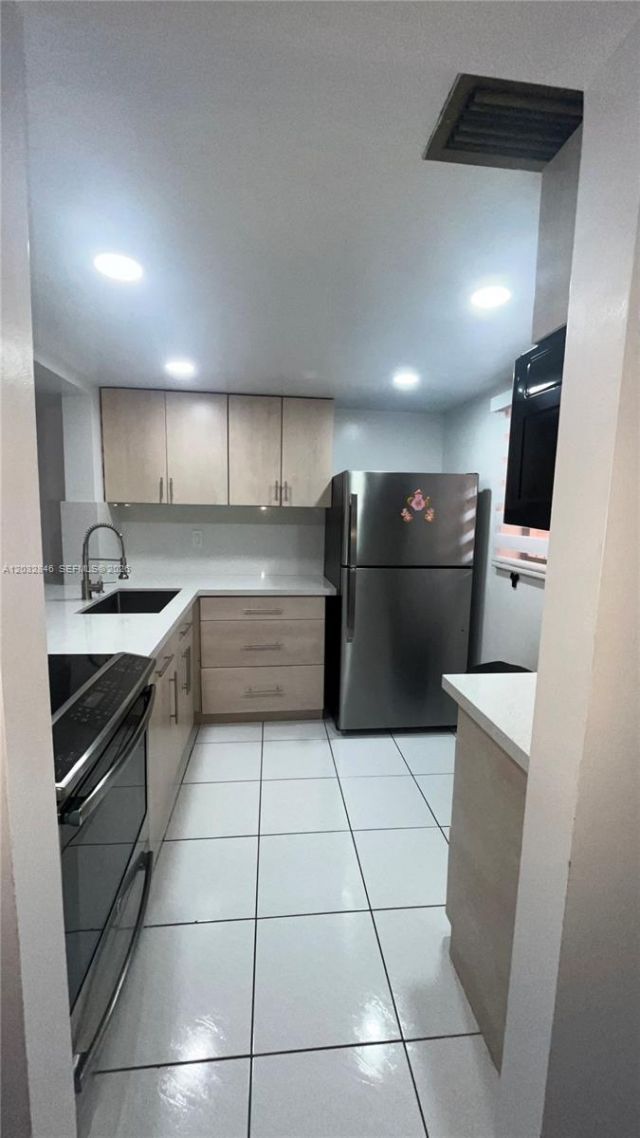 8600 SW 133rd Ave Rd, Unit 304, Miami, FL 33183 Photo