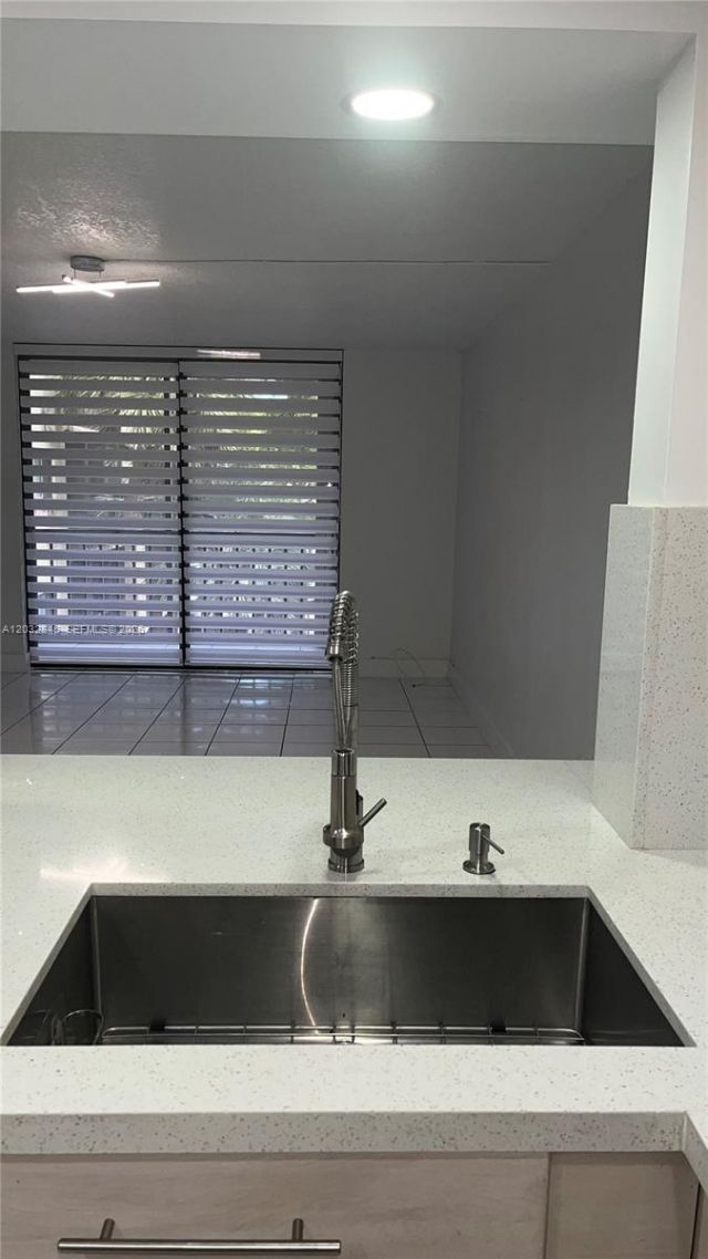 8600 SW 133rd Ave Rd, Unit 304, Miami, FL 33183 Photo