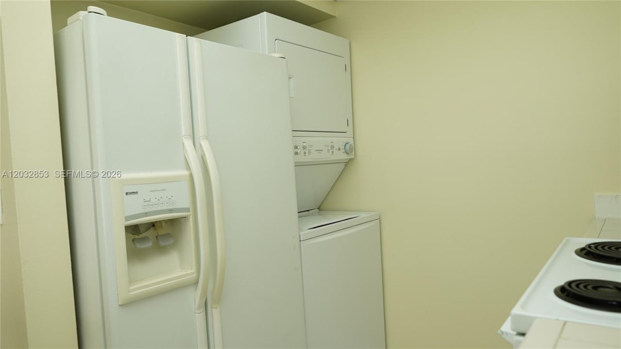 15326 SW 72nd St , Unit 11-14, Miami, FL 33193 Photo