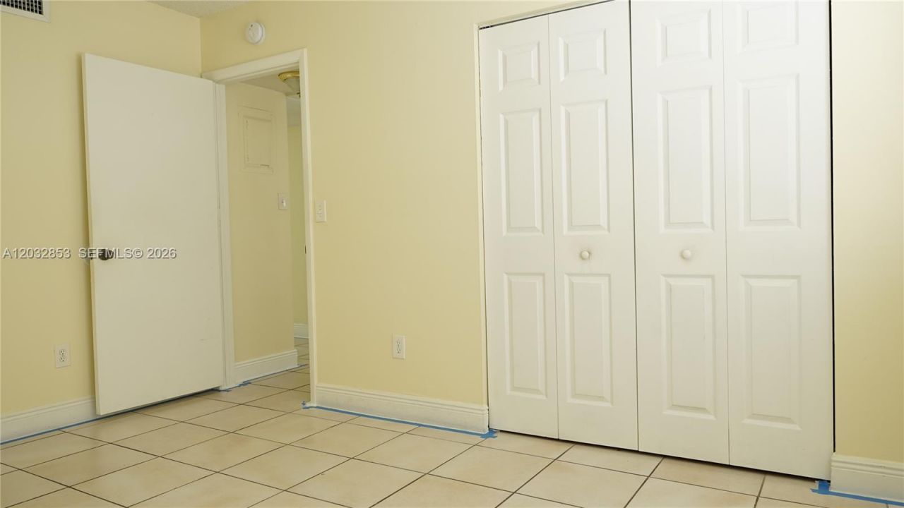 15326 SW 72nd St , Unit 11-14, Miami, FL 33193 Photo