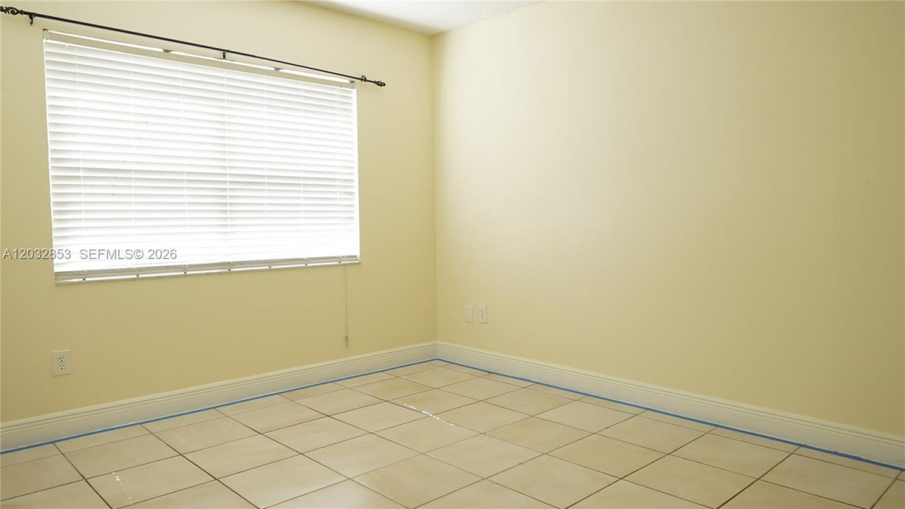 15326 SW 72nd St , Unit 11-14, Miami, FL 33193 Photo