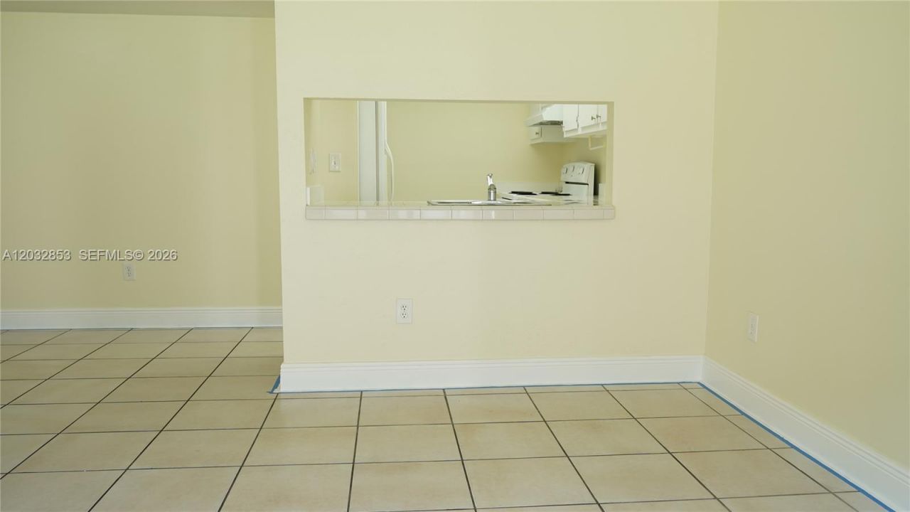 15326 SW 72nd St , Unit 11-14, Miami, FL 33193 Photo
