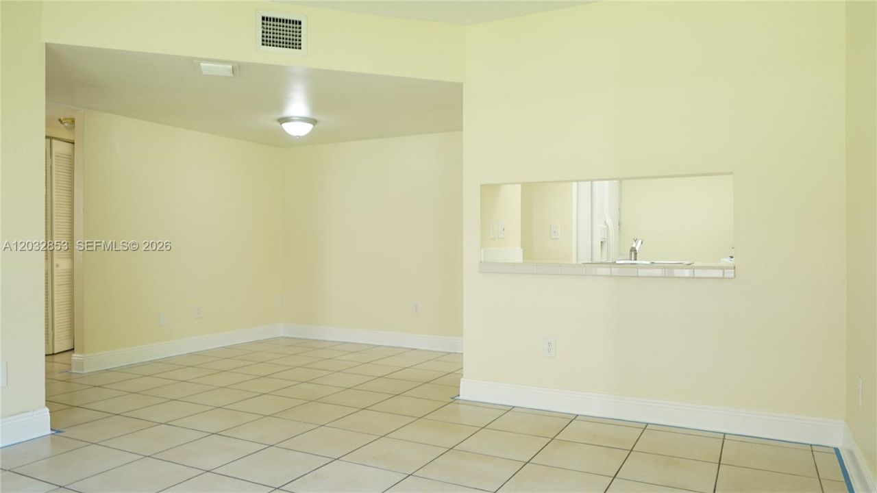 15326 SW 72nd St , Unit 11-14, Miami, FL 33193 Photo