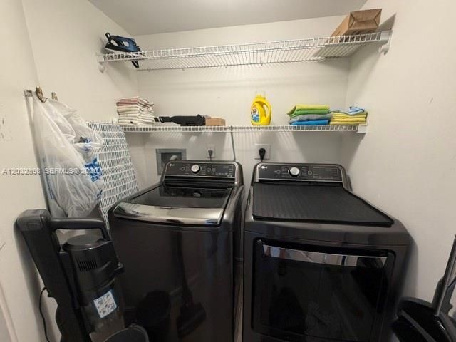 2080 S Ocean Dr, Unit 1512, Hallandale Beach, FL 33009 Photo