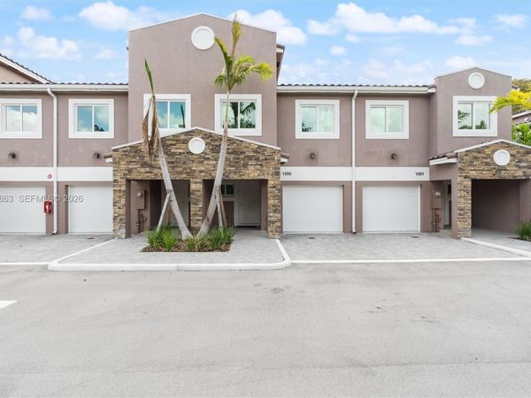 1537 NW 94TH Way , Unit 5, Coral Springs, FL 33071