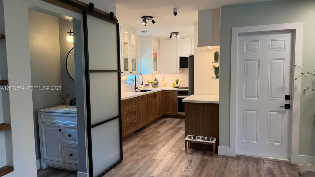 1407 NW 2nd St , Unit F3, Fort Lauderdale, FL 33311 Photo