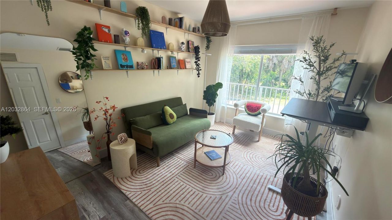 1407 NW 2nd St , Unit F3, Fort Lauderdale, FL 33311 Photo