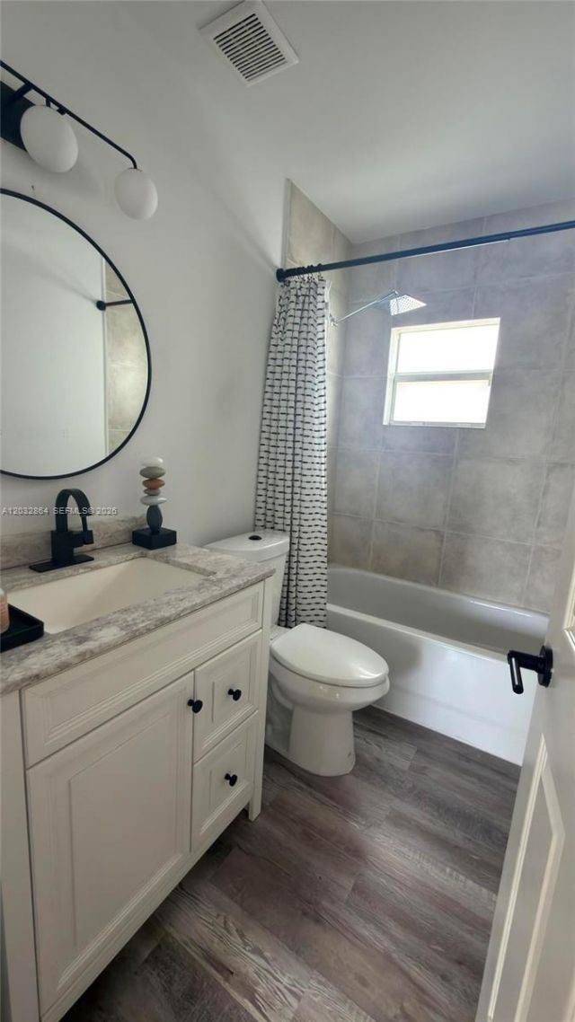 1407 NW 2nd St , Unit F3, Fort Lauderdale, FL 33311 Photo