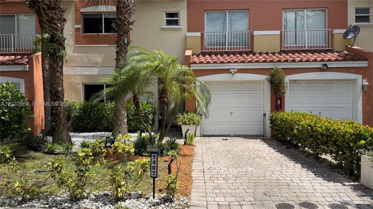 1407 NW 2nd St , Unit F3, Fort Lauderdale, FL 33311 Photo