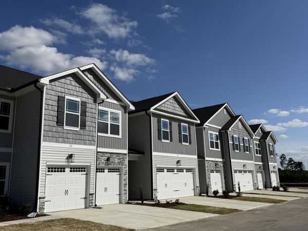 2019 Tharrington Way, Rocky Mount, NC 27803
