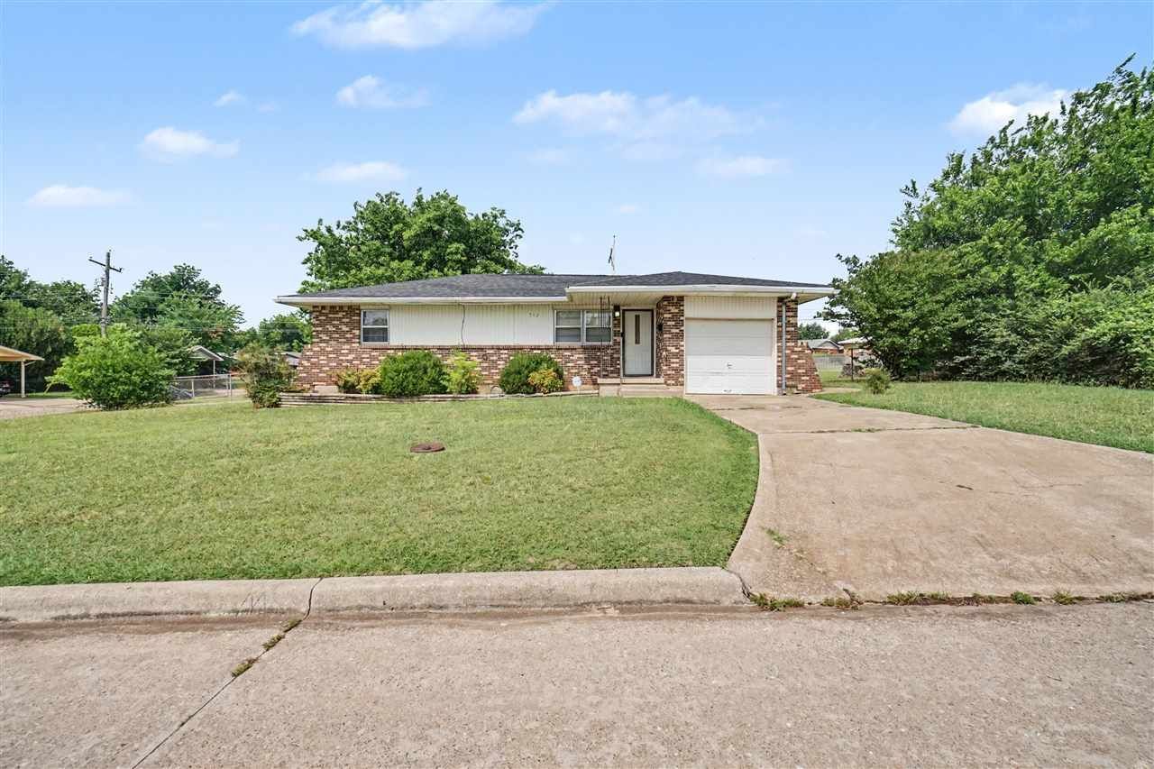 502 NW 59th St, Lawton, OK 73505 Main Photo