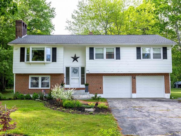 32 Alvirne Drive, Hudson, NH 03051