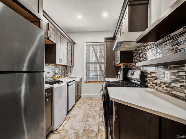 36 Echo Avenue, Unit 2D, New Rochelle, NY 10801