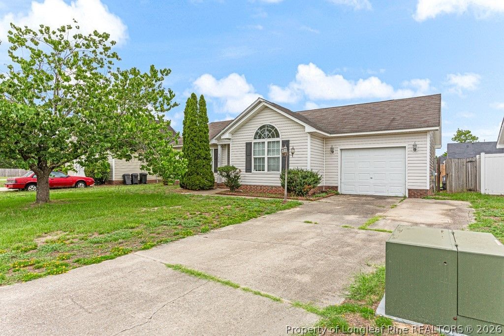 3620 Lismore Lane, Hope Mills, NC 28348 Main Photo
