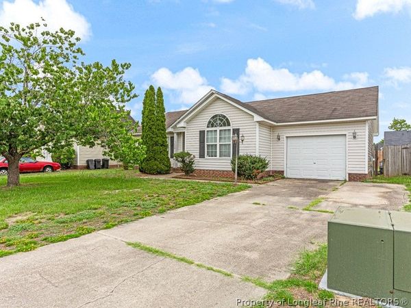 3620 Lismore Lane, Hope Mills, NC 28348