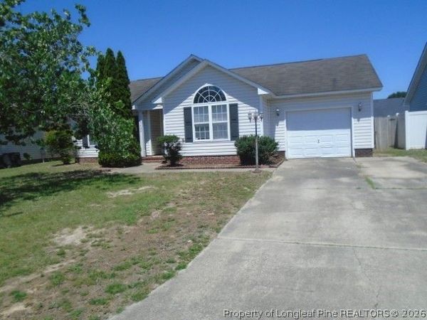 3620 Lismore Lane, Hope Mills, NC 28348