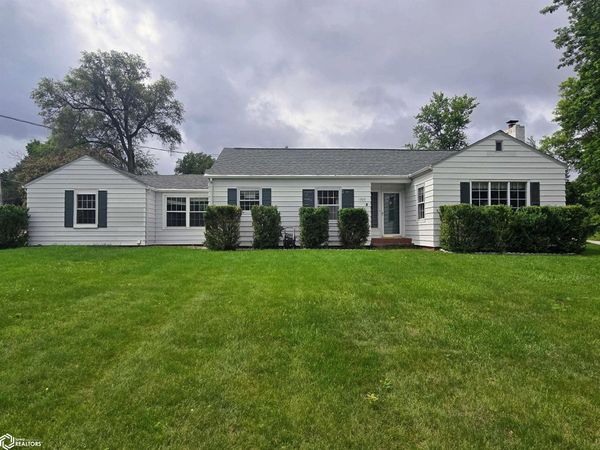 1300 W Adams Street, Creston, IA 50801