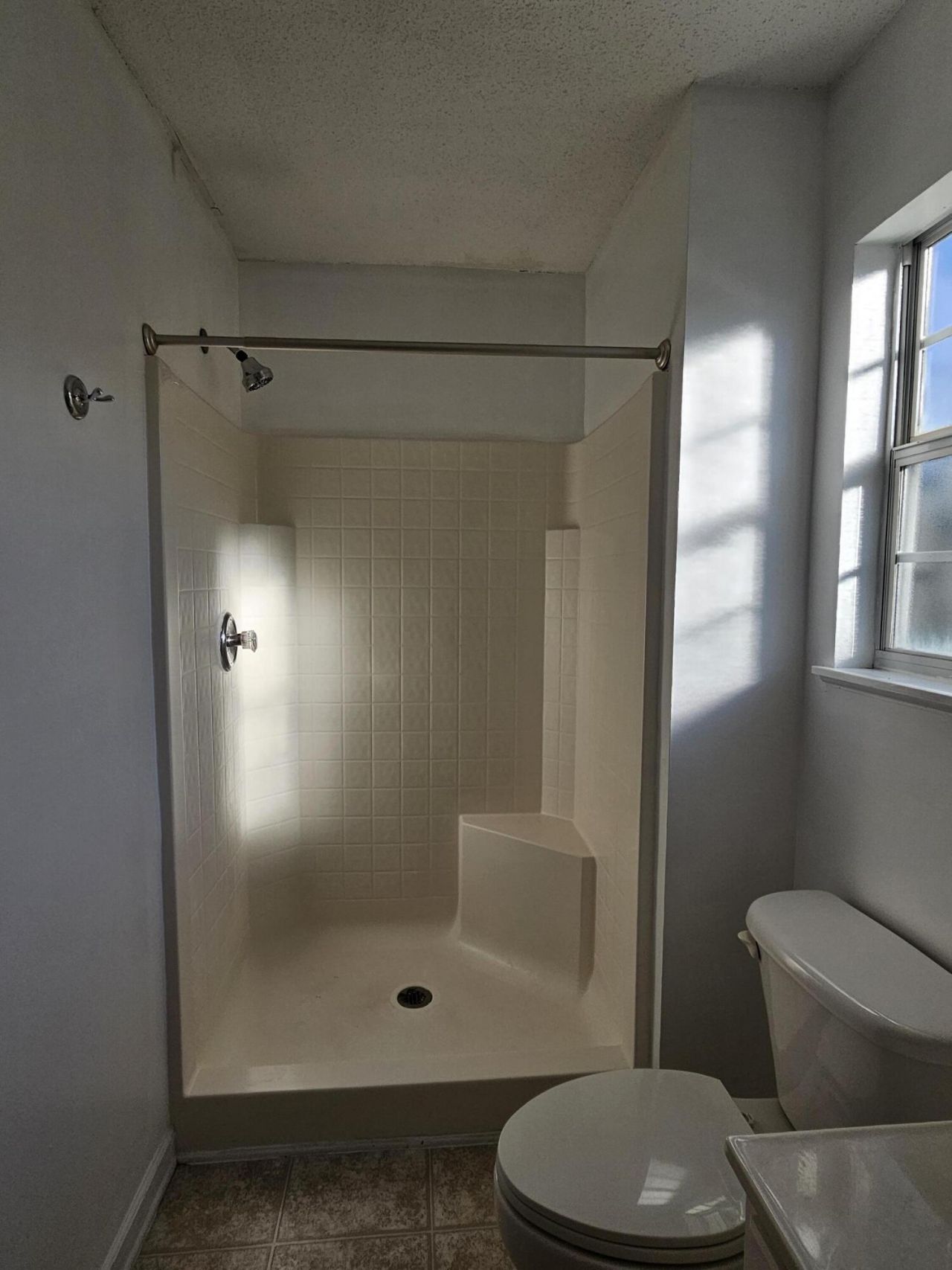 412 Aberdeen Circle Photo 13