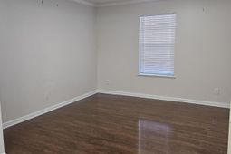 412 Aberdeen Circle photo 4