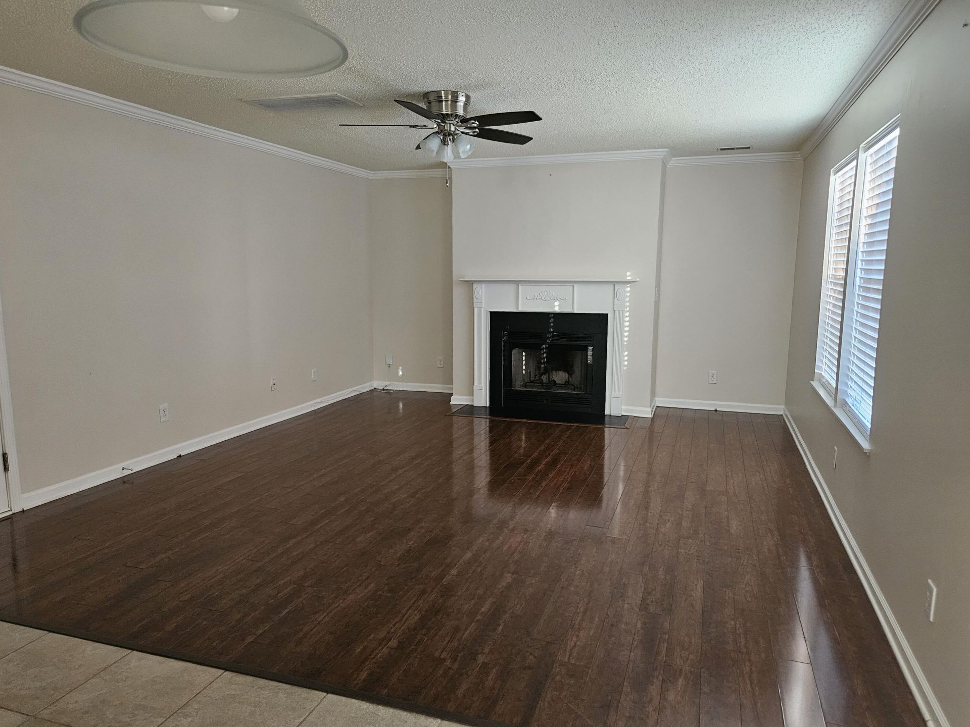 412 Aberdeen Circle Photo 7