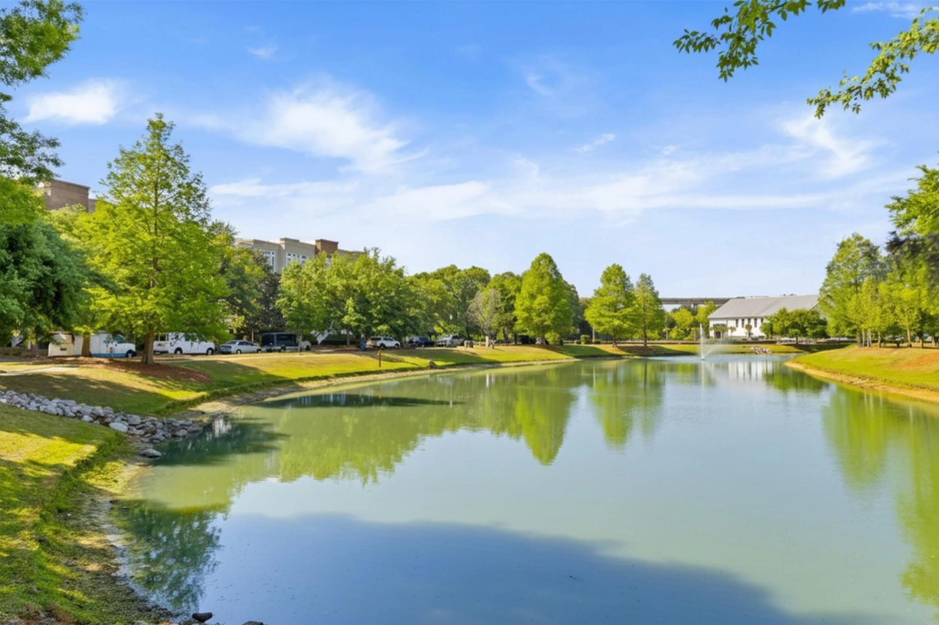 136 Fairbanks Oak Alley Photo 6
