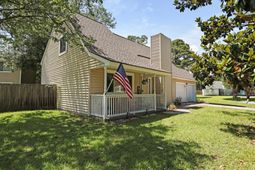 125 Crooked Creek Court photo 4
