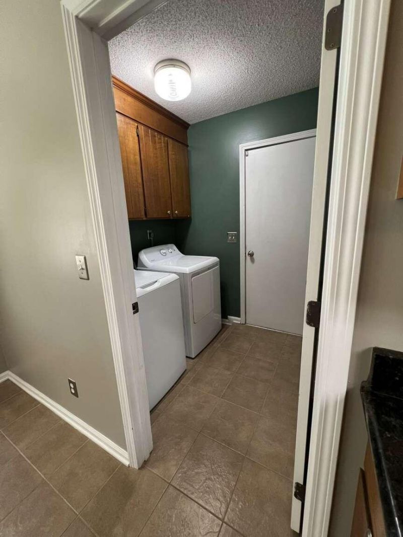 4764 Holbird Street Photo 4