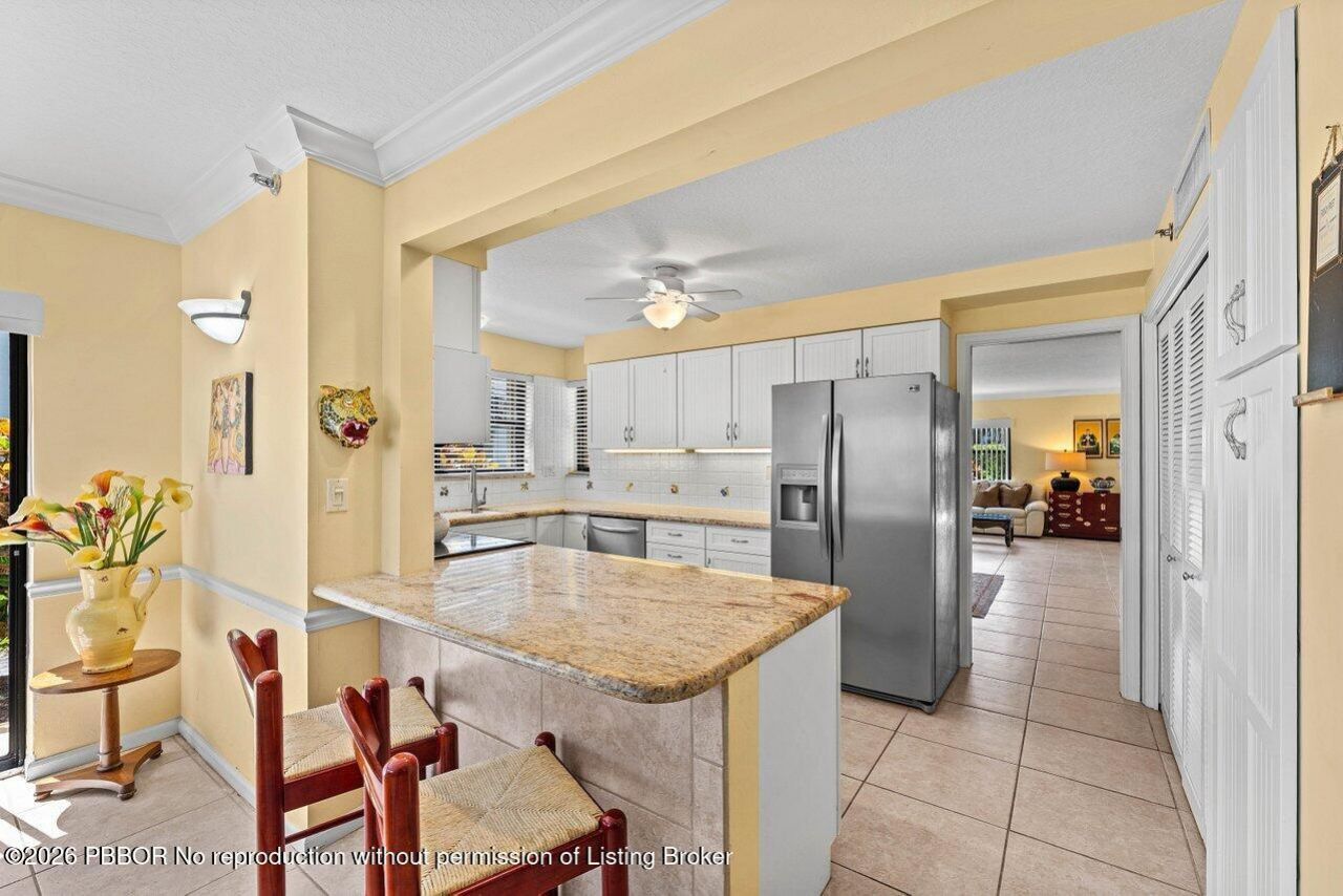 372 Golfview Road, Unit 101, North Palm Beach, FL 33408 Photo