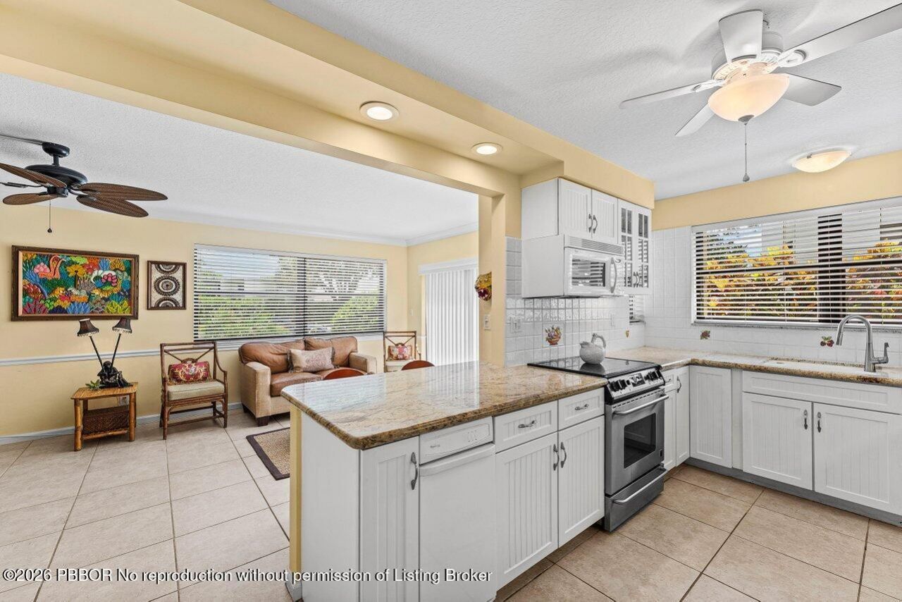 372 Golfview Road, Unit 101, North Palm Beach, FL 33408 Photo
