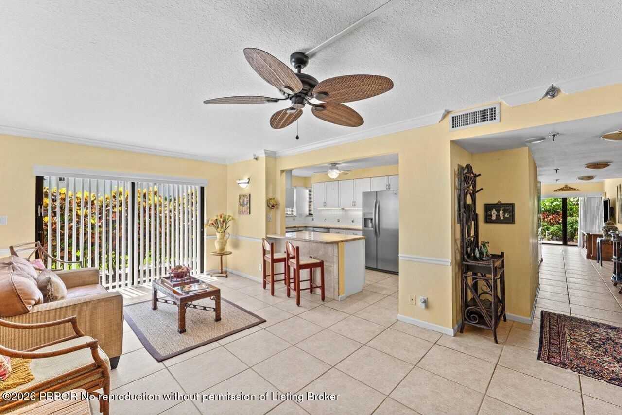372 Golfview Road, Unit 101, North Palm Beach, FL 33408 Photo
