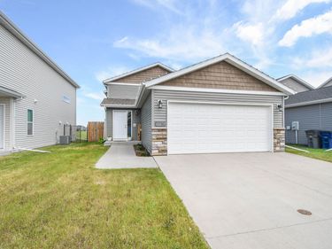 3736 30th Street S, Moorhead, MN 56560