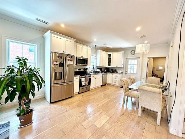111 Maverick St, Unit 2, Boston, MA 02128