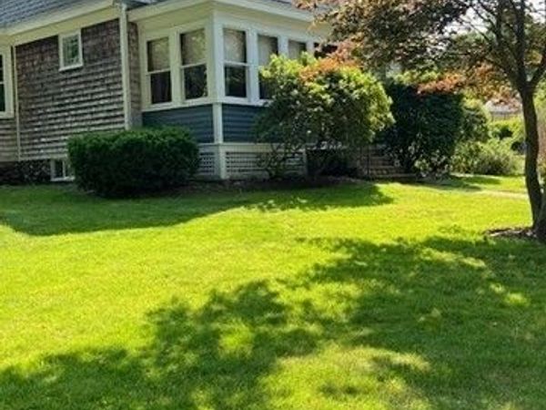 19 Montello St, Middleboro, MA 02346