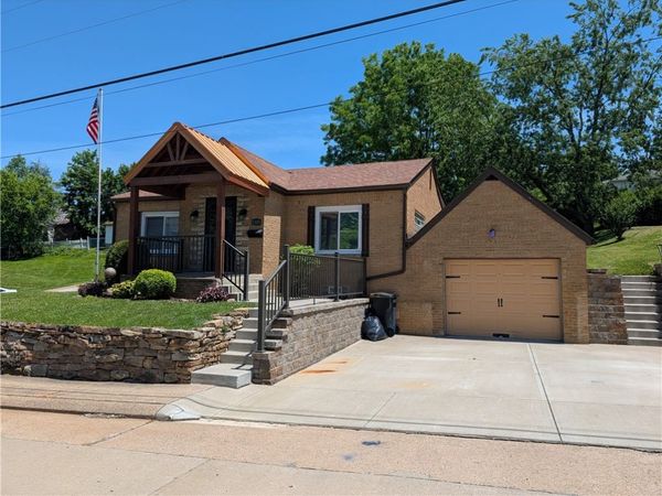 1300 Leeds Ave , Monessen, PA 15062