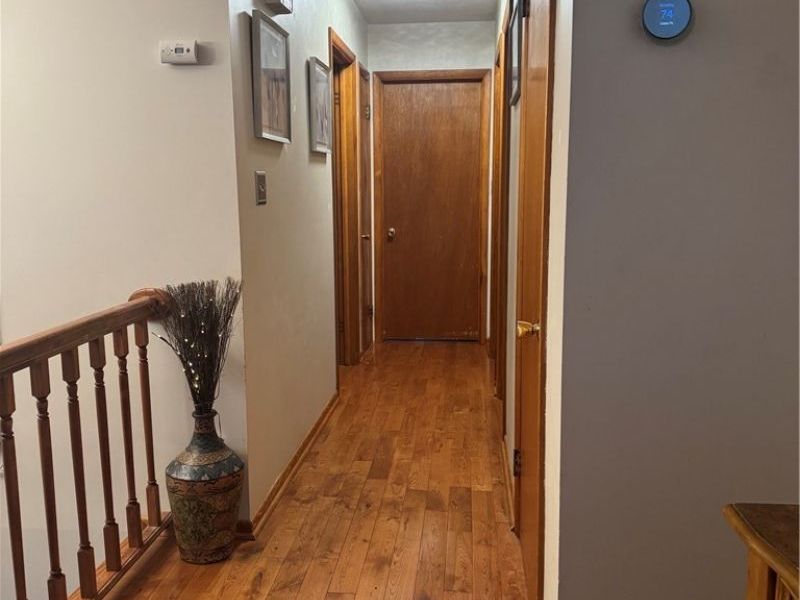 711 E Montgomery Street, Marietta, OH 45750 Photo 12