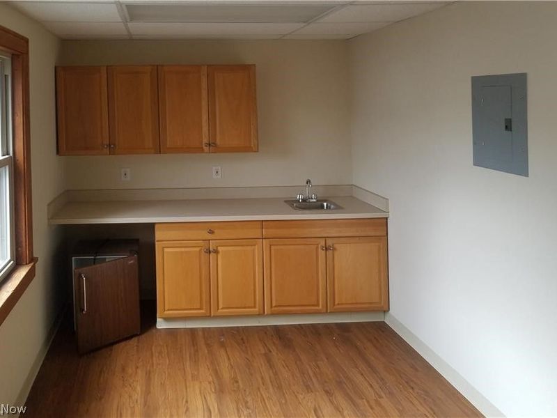 9815 Lorain Avenue, Cleveland, OH 44102 Photo 8