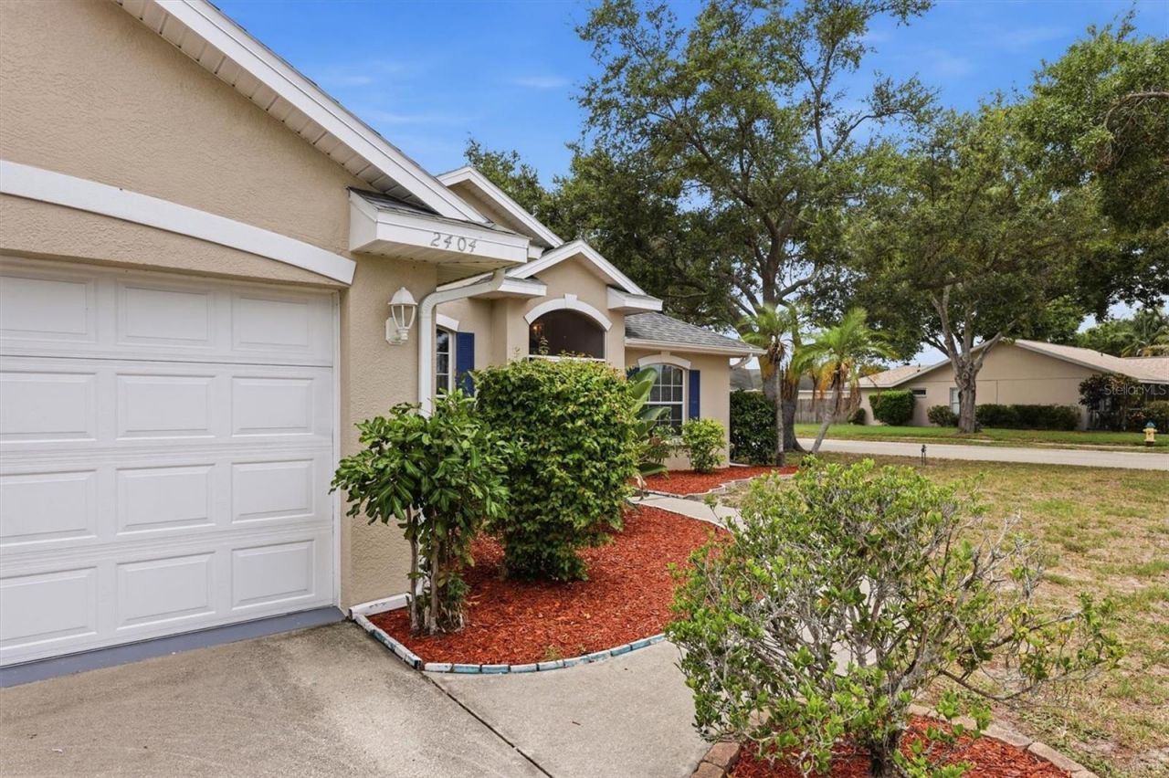 2404 50th Drive E, Bradenton, FL 34203 Photo