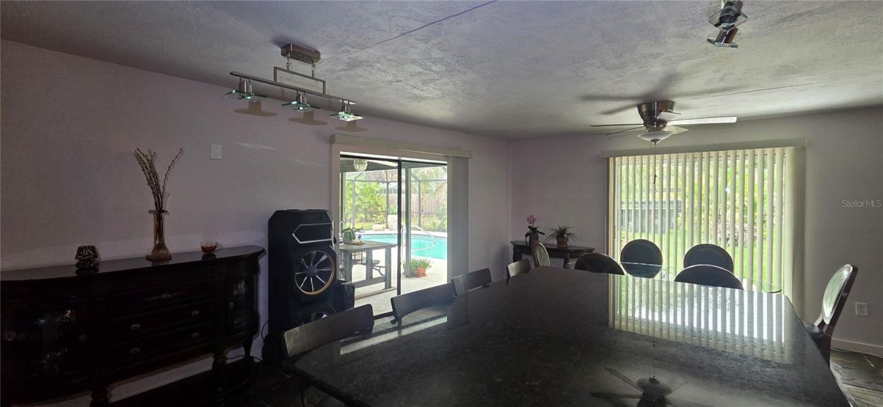 221 Dade Avenue , Sarasota, FL 34232 Photo